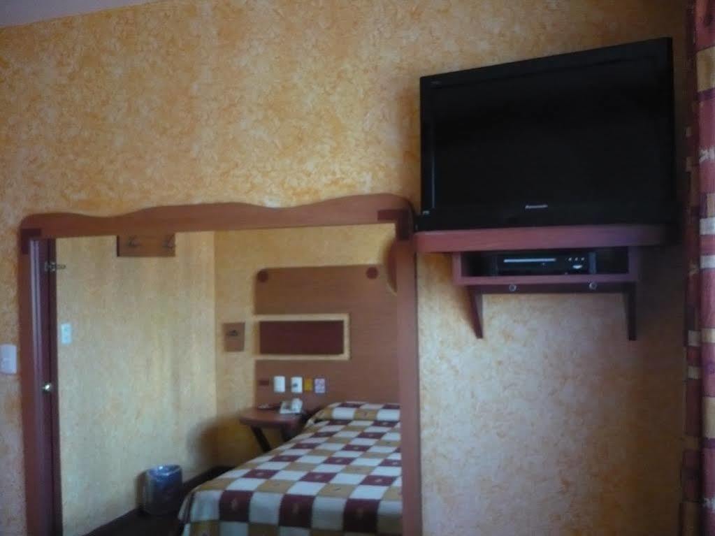 Hotel Universal Mexico City Luaran gambar